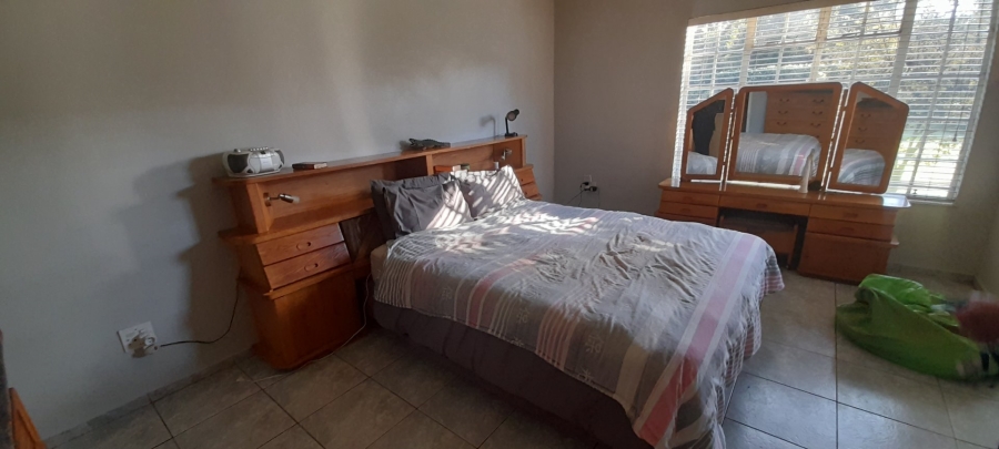 3 Bedroom Property for Sale in Heatherdale AH Gauteng
