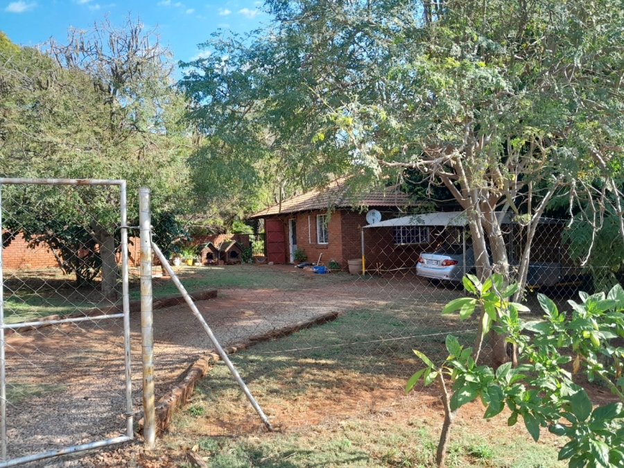 3 Bedroom Property for Sale in Heatherdale AH Gauteng