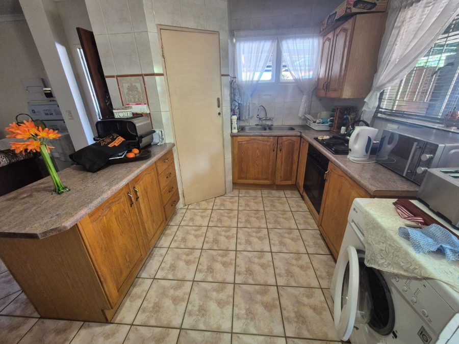 4 Bedroom Property for Sale in Pretoria North Gauteng