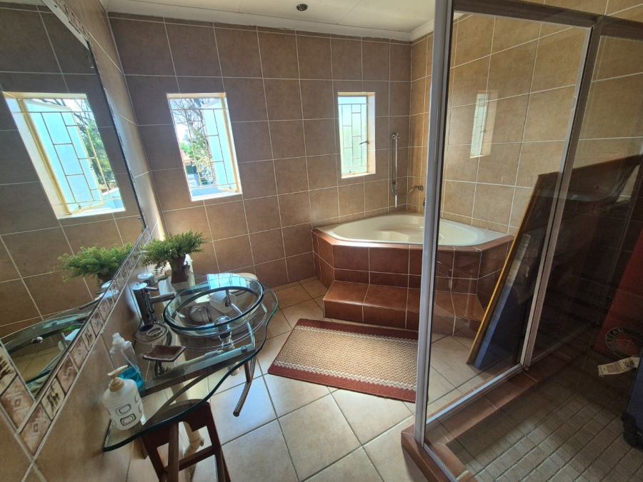 4 Bedroom Property for Sale in Pretoria North Gauteng