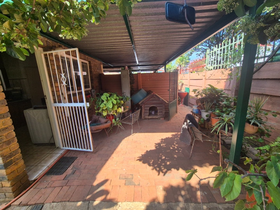 4 Bedroom Property for Sale in Pretoria North Gauteng
