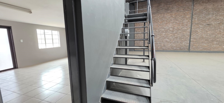 Commercial Property for Sale in Dunswart Gauteng
