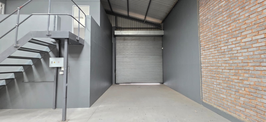 Commercial Property for Sale in Dunswart Gauteng