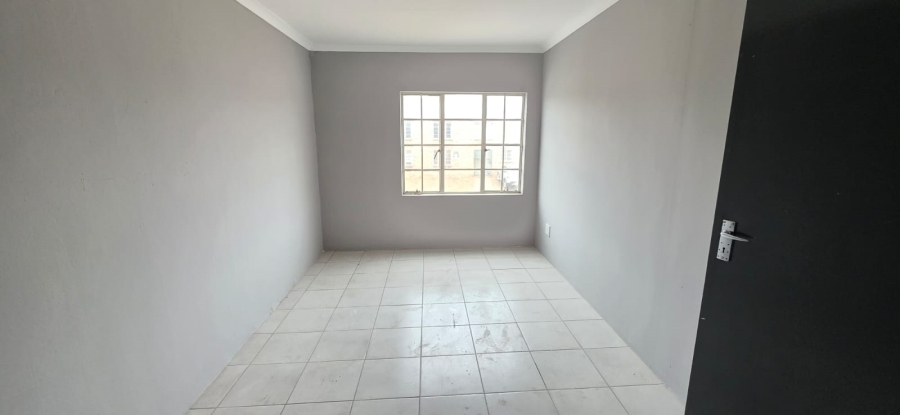Commercial Property for Sale in Dunswart Gauteng