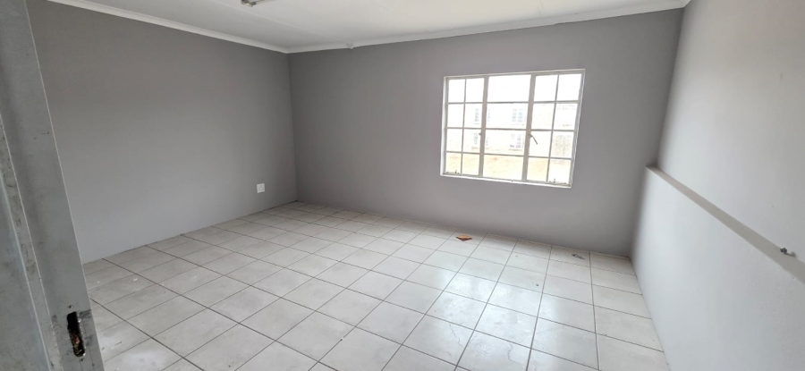 Commercial Property for Sale in Dunswart Gauteng