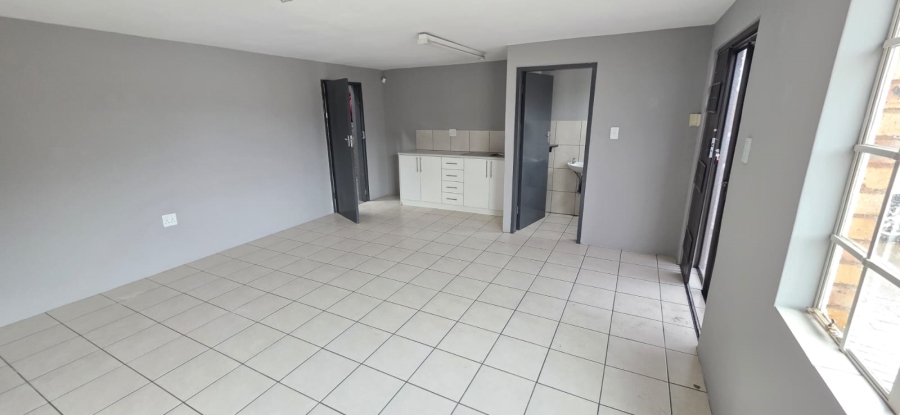 Commercial Property for Sale in Dunswart Gauteng