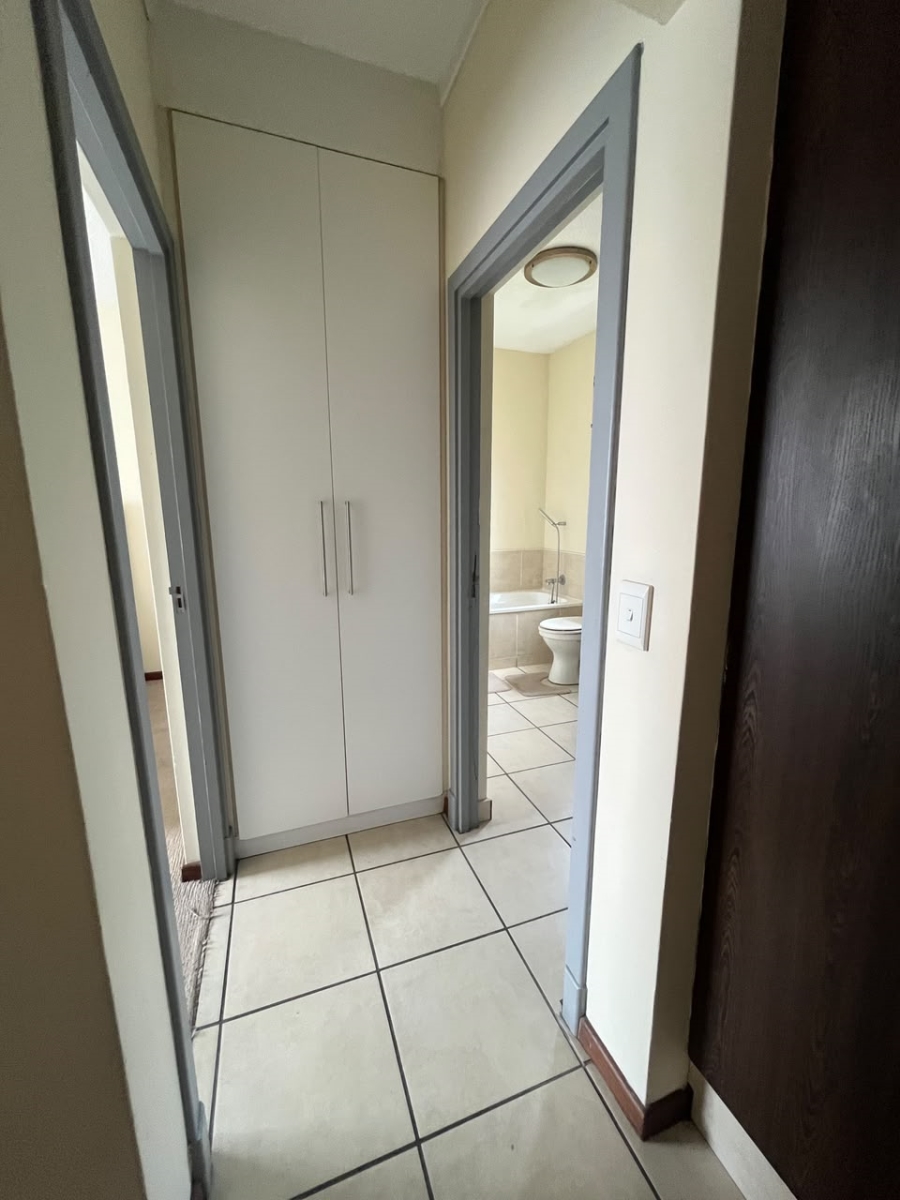 1 Bedroom Property for Sale in Broadacres Gauteng