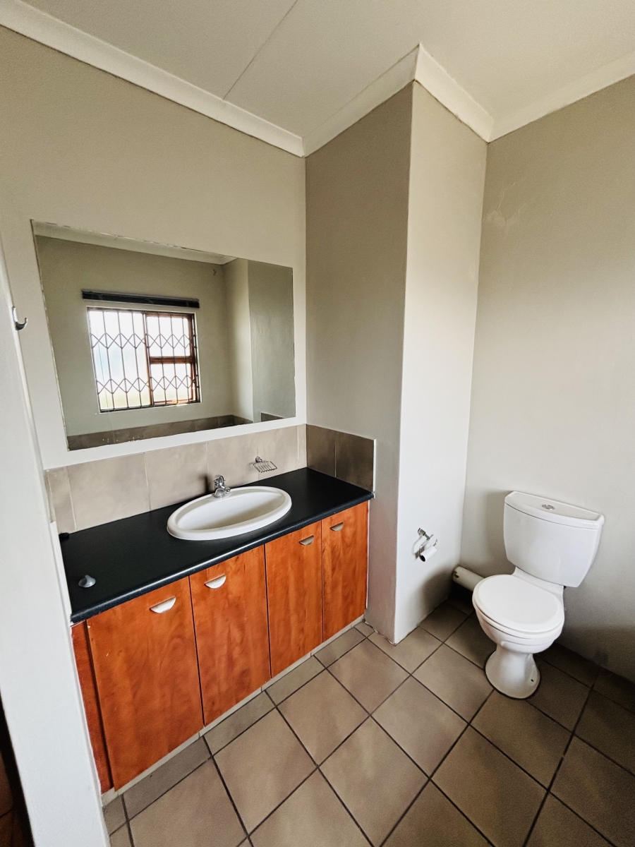 1 Bedroom Property for Sale in Carlswald Gauteng