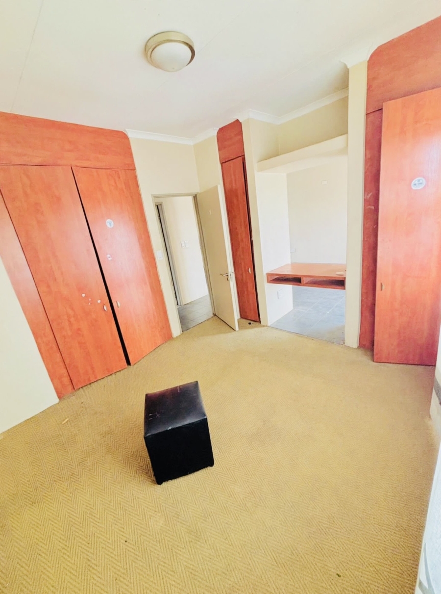 1 Bedroom Property for Sale in Carlswald Gauteng