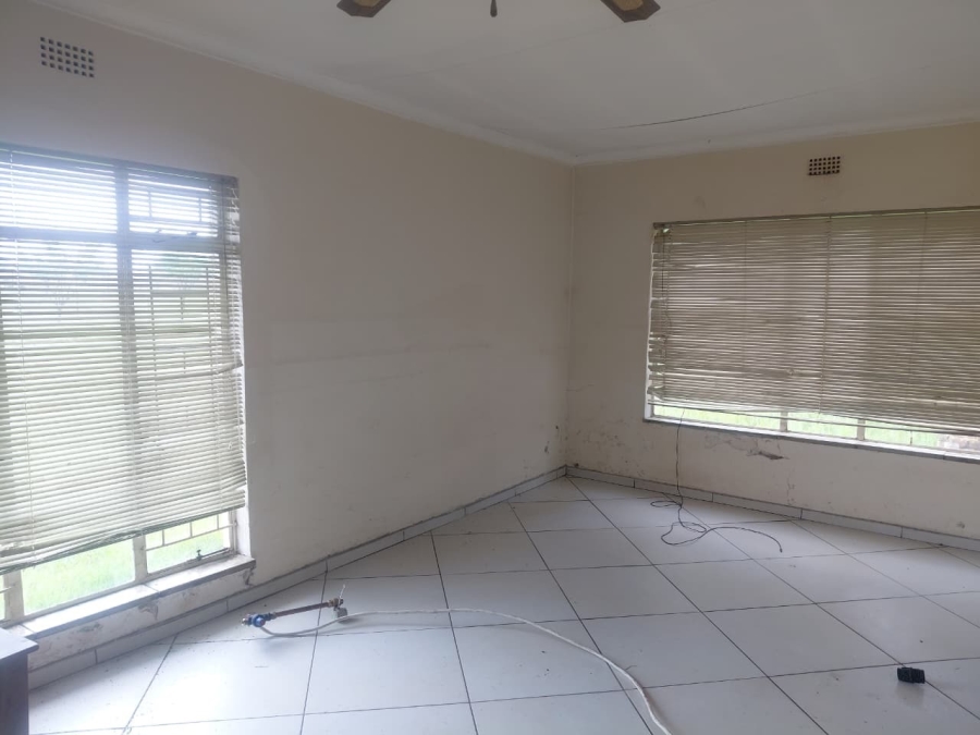 3 Bedroom Property for Sale in Boltonwold Gauteng