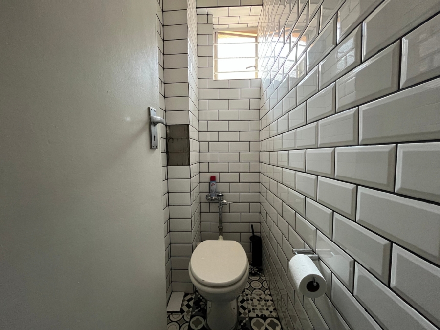 3 Bedroom Property for Sale in Illovo Gauteng