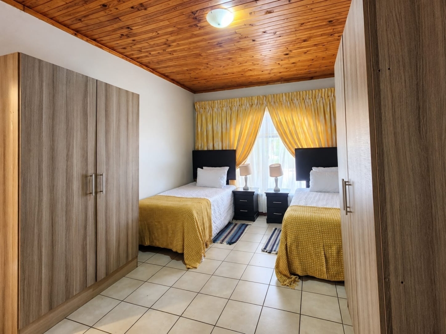 12 Bedroom Property for Sale in Eldoraigne Gauteng