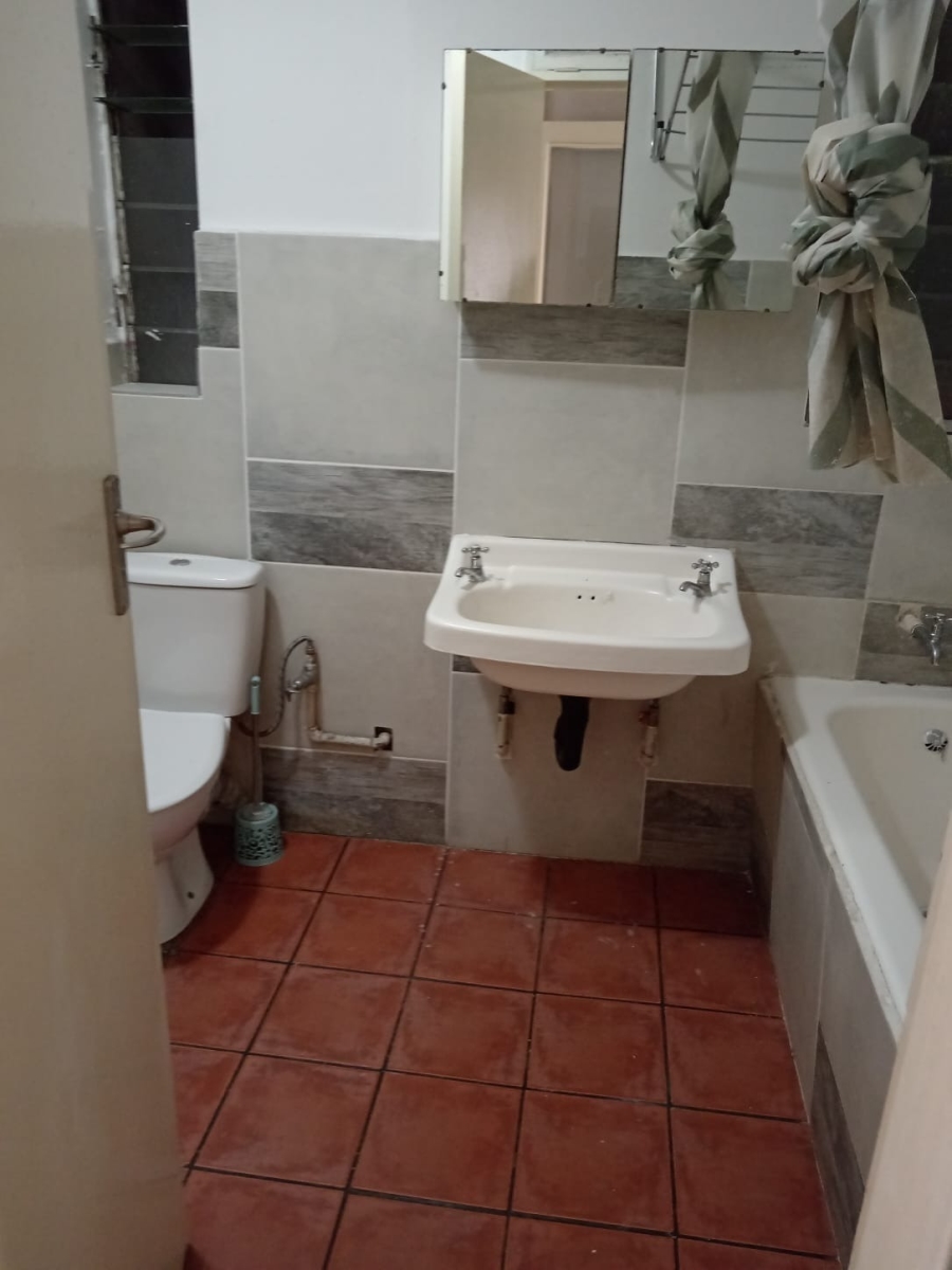5 Bedroom Property for Sale in Muckleneuk Gauteng