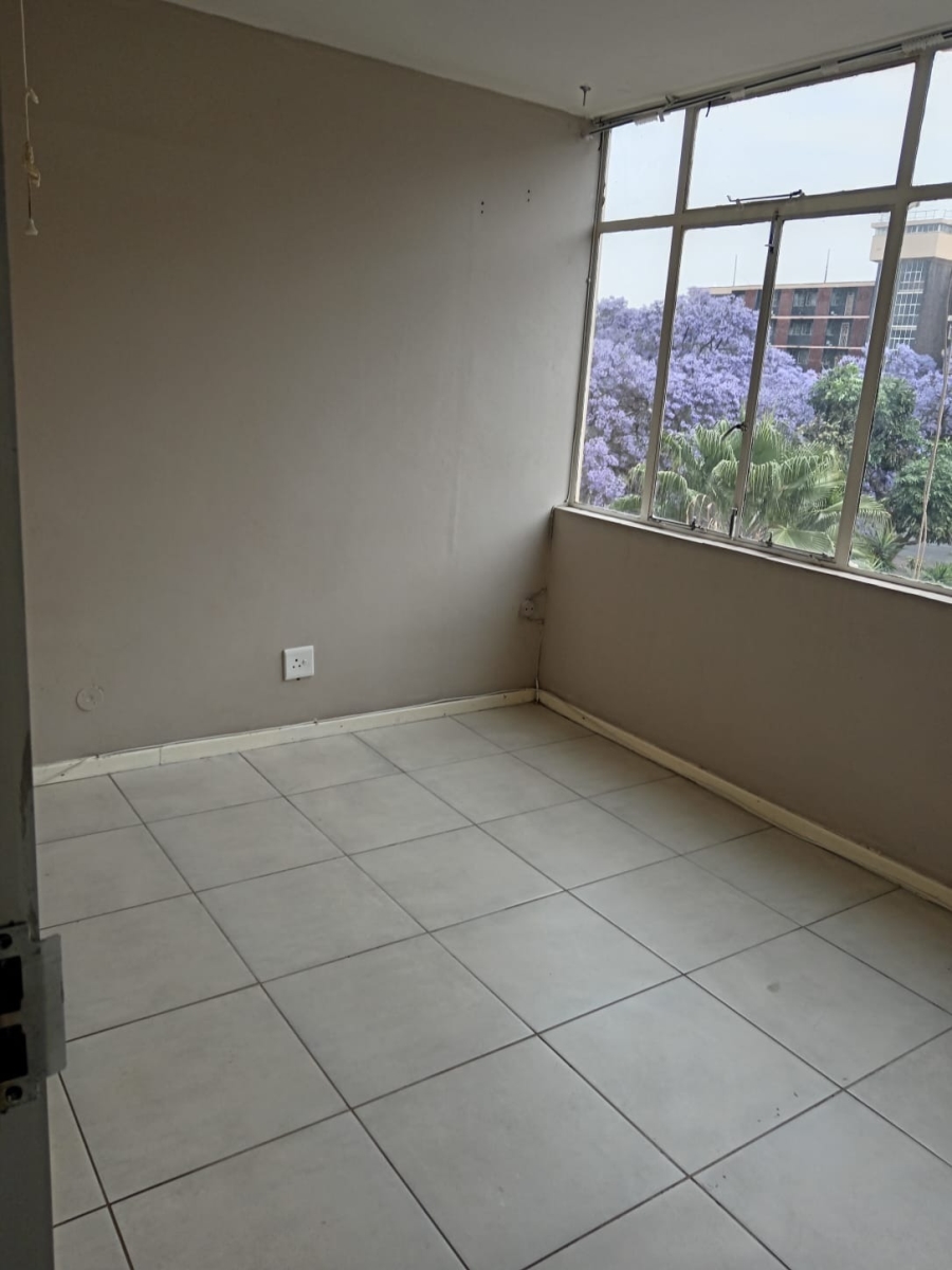 5 Bedroom Property for Sale in Muckleneuk Gauteng