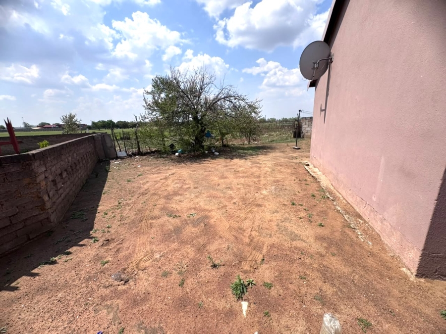 2 Bedroom Property for Sale in Siluma View Gauteng