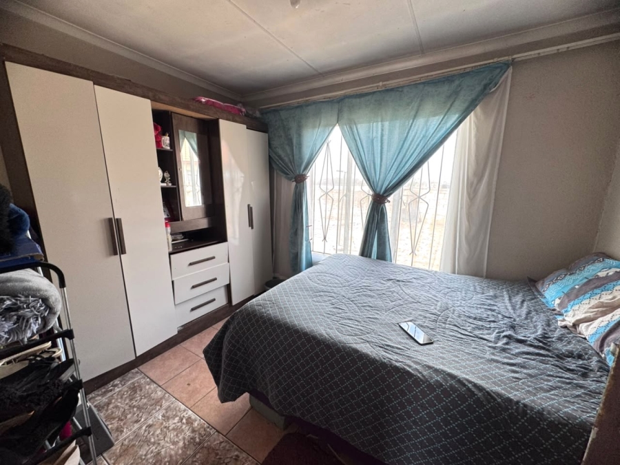 2 Bedroom Property for Sale in Siluma View Gauteng