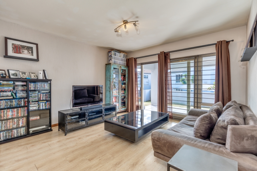 2 Bedroom Property for Sale in Broadacres Gauteng