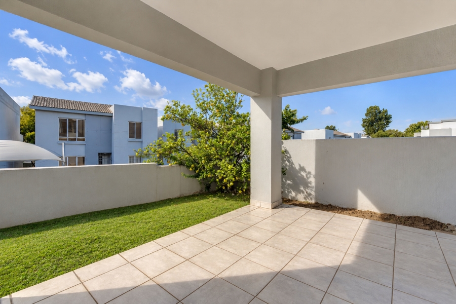 2 Bedroom Property for Sale in Broadacres Gauteng