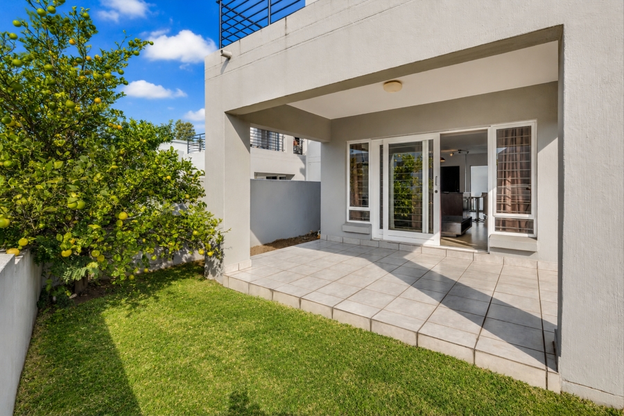 2 Bedroom Property for Sale in Broadacres Gauteng