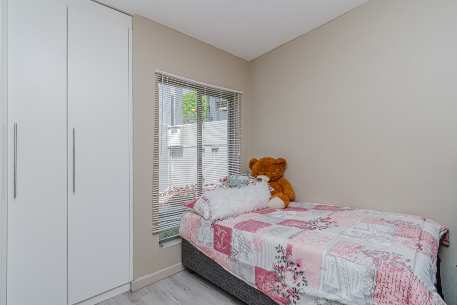 2 Bedroom Property for Sale in Broadacres Gauteng