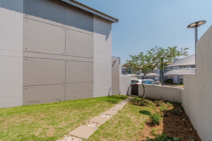 2 Bedroom Property for Sale in Broadacres Gauteng