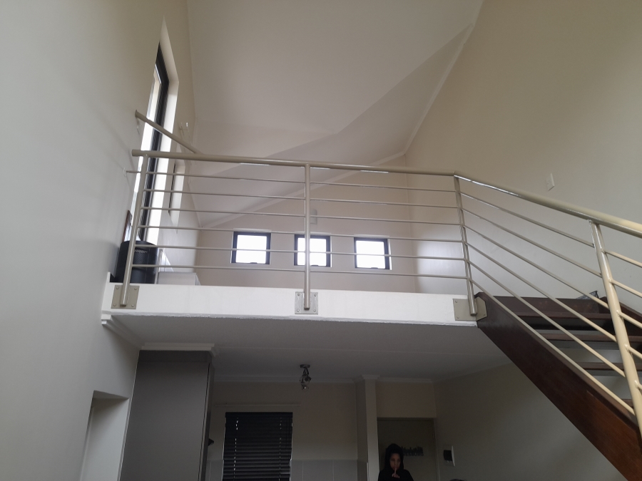 1 Bedroom Property for Sale in Bryanston Gauteng