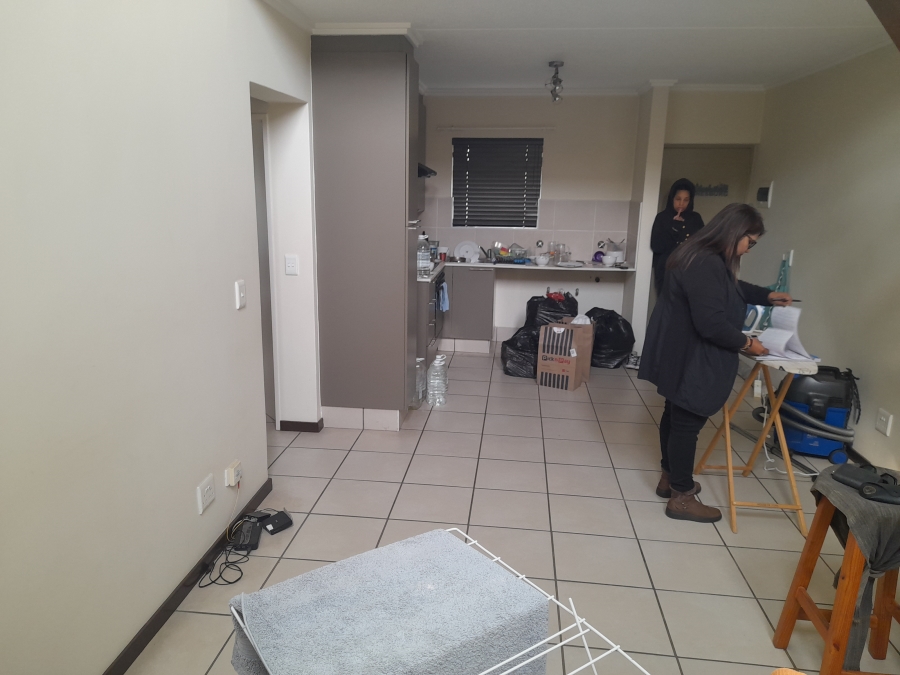 1 Bedroom Property for Sale in Bryanston Gauteng