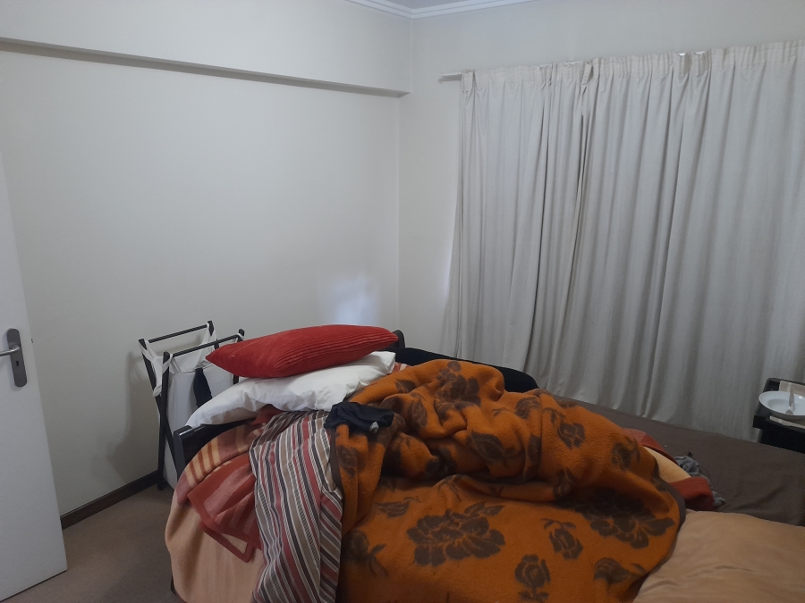 1 Bedroom Property for Sale in Bryanston Gauteng
