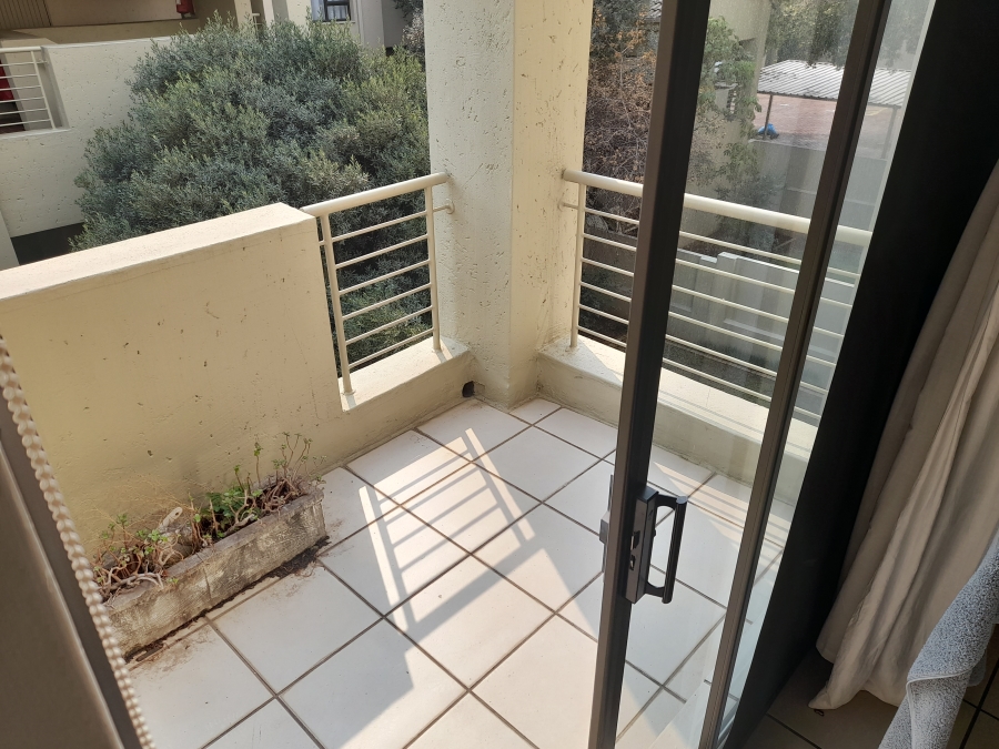 1 Bedroom Property for Sale in Bryanston Gauteng