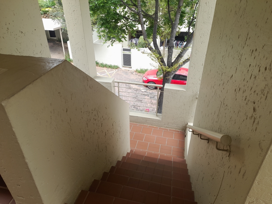 1 Bedroom Property for Sale in Bryanston Gauteng