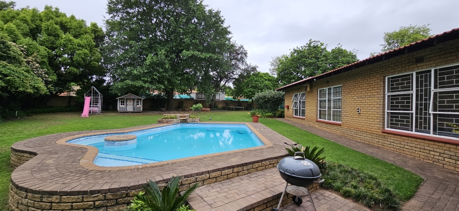 4 Bedroom Property for Sale in Three Rivers East Gauteng