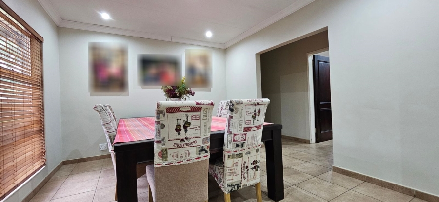 4 Bedroom Property for Sale in Three Rivers East Gauteng