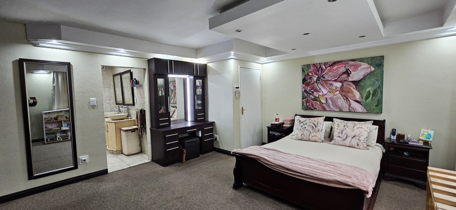 4 Bedroom Property for Sale in Three Rivers East Gauteng