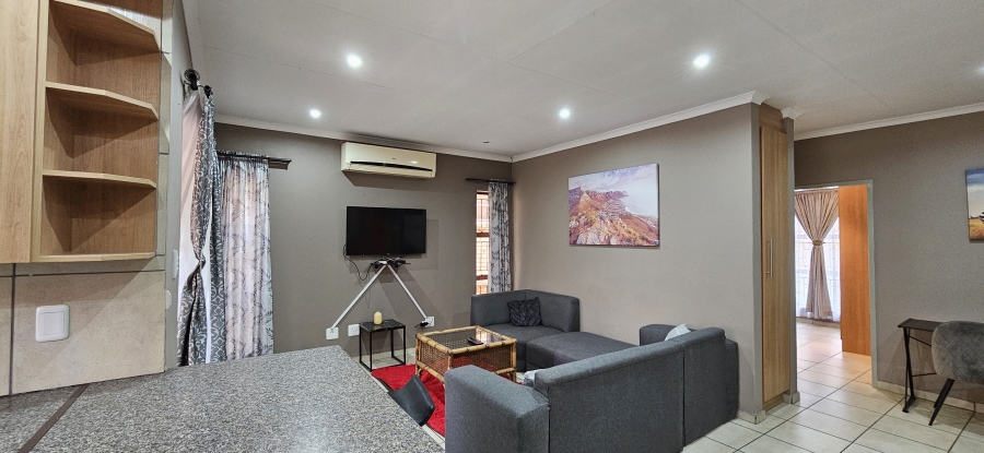 2 Bedroom Property for Sale in Three Rivers Proper Gauteng