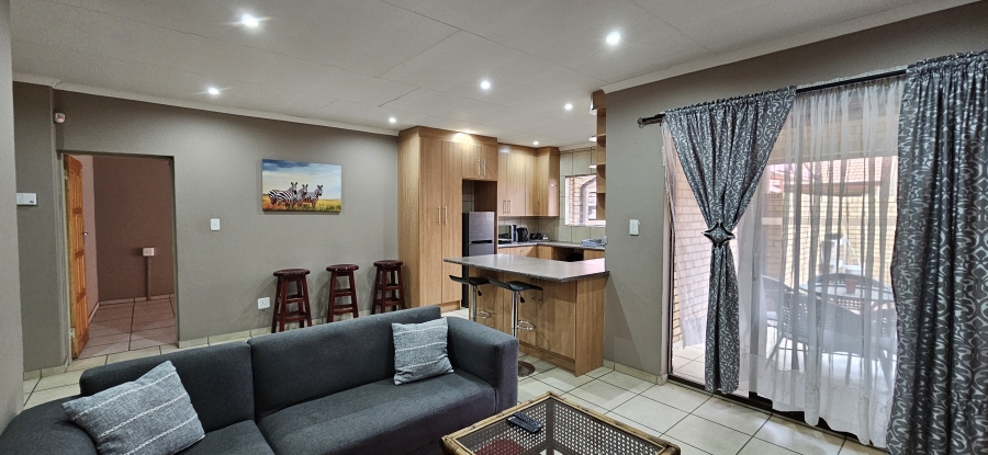 2 Bedroom Property for Sale in Three Rivers Proper Gauteng