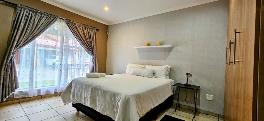 2 Bedroom Property for Sale in Three Rivers Proper Gauteng