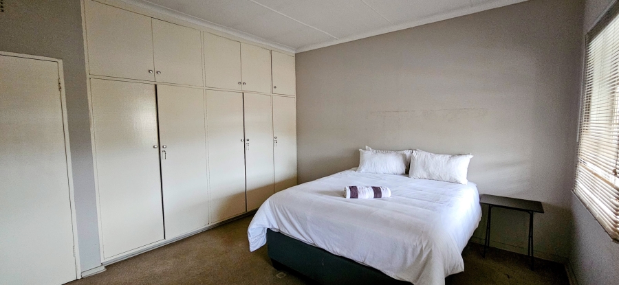 3 Bedroom Property for Sale in Three Rivers Proper Gauteng