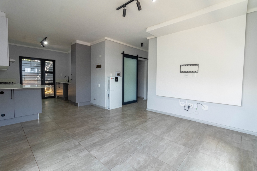To Let 2 Bedroom Property for Rent in Alphen Park Gauteng