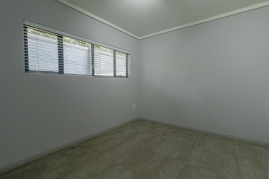 To Let 2 Bedroom Property for Rent in Alphen Park Gauteng
