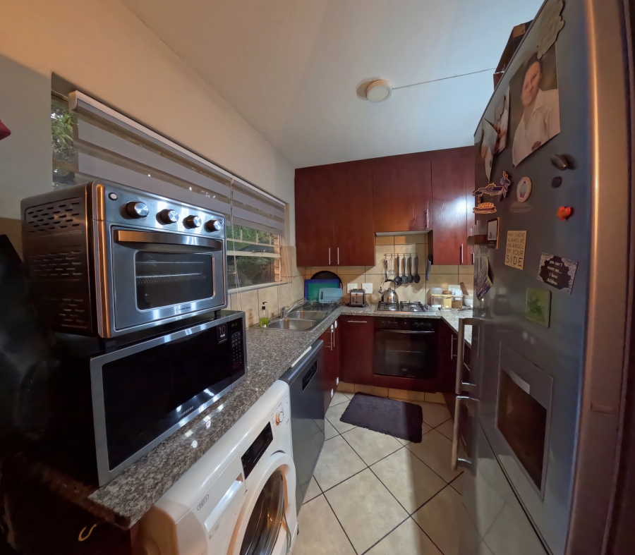 3 Bedroom Property for Sale in Oukraal Estate Gauteng