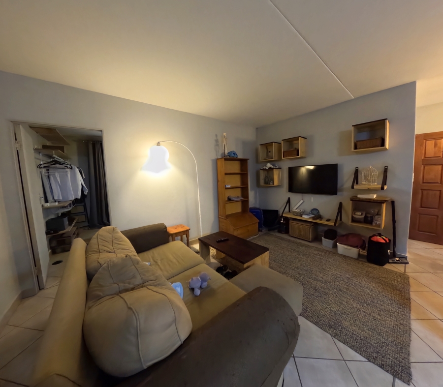 3 Bedroom Property for Sale in Oukraal Estate Gauteng