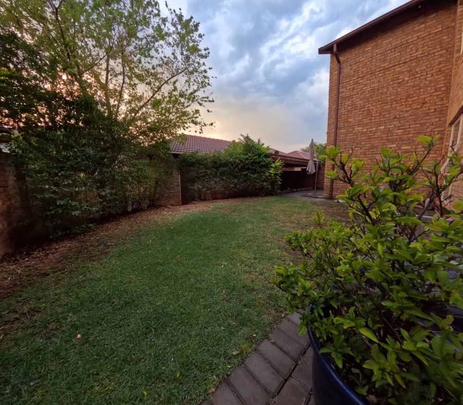 3 Bedroom Property for Sale in Oukraal Estate Gauteng