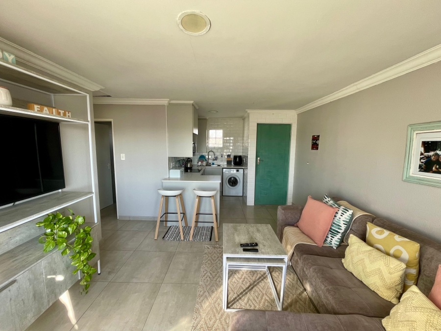 To Let 2 Bedroom Property for Rent in Groenkloof Gauteng