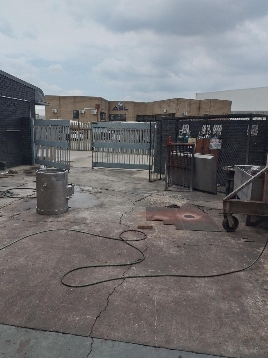 To Let Commercial Property for Rent in Jet Park Gauteng