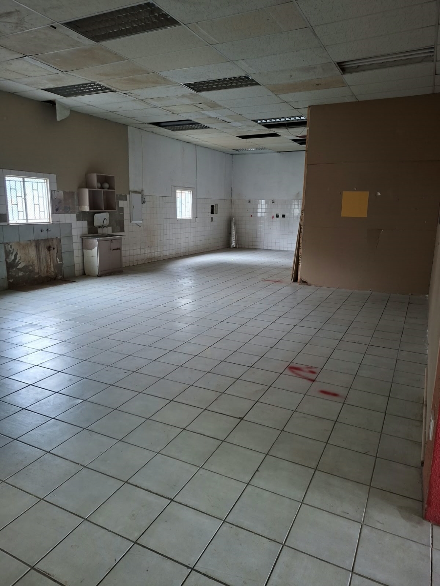 To Let Commercial Property for Rent in Edenvale Central Gauteng