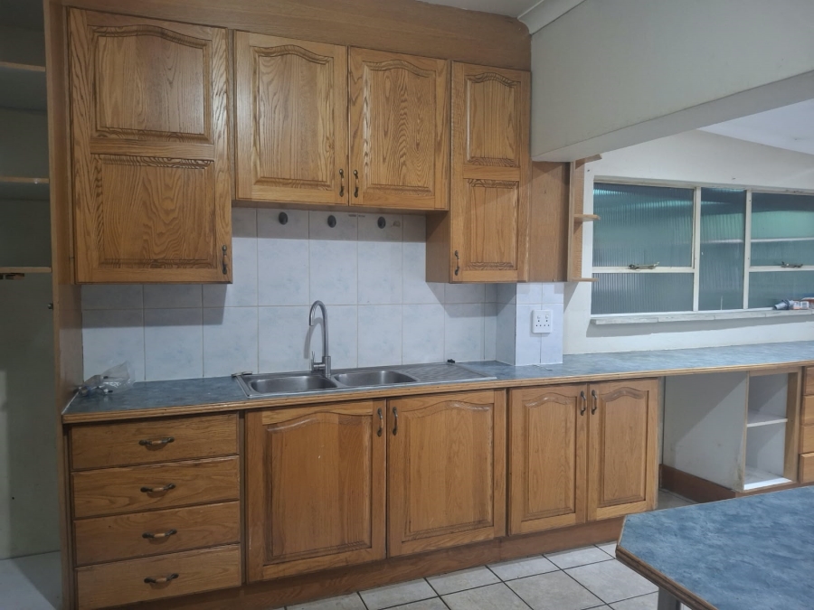 To Let 3 Bedroom Property for Rent in Ravensklip Gauteng
