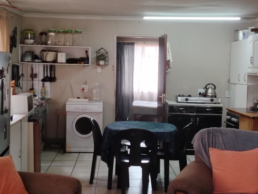 3 Bedroom Property for Sale in Casseldale Gauteng