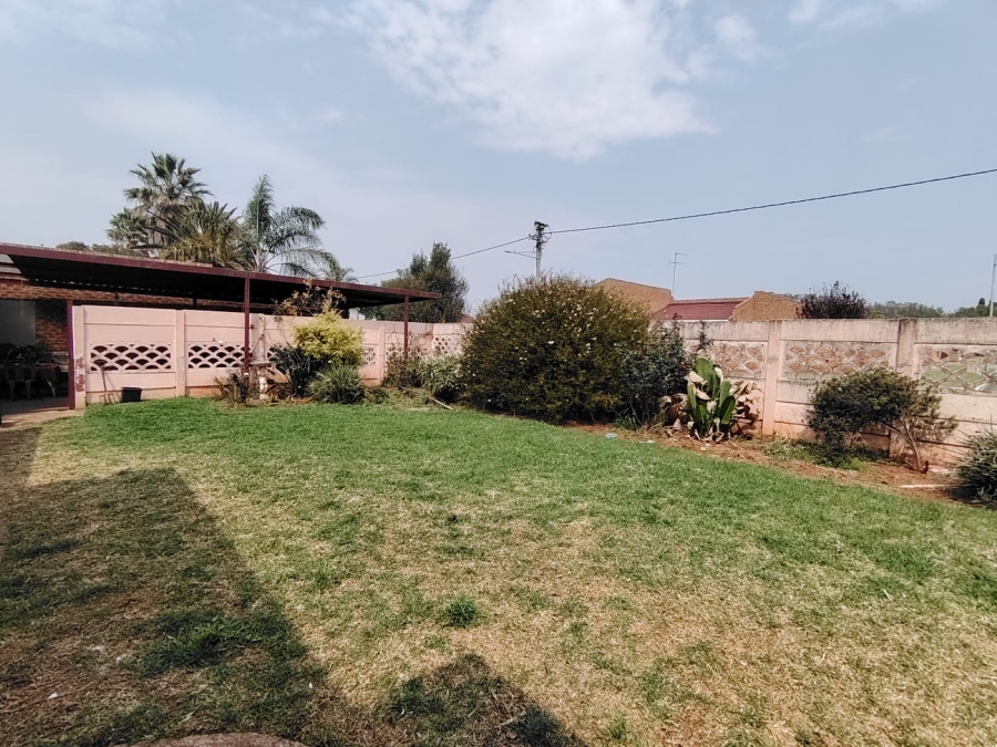 3 Bedroom Property for Sale in Casseldale Gauteng
