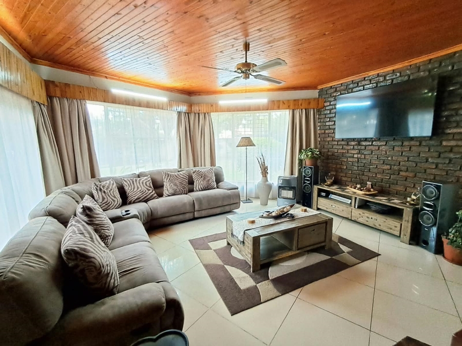 3 Bedroom Property for Sale in Freeway Park Gauteng