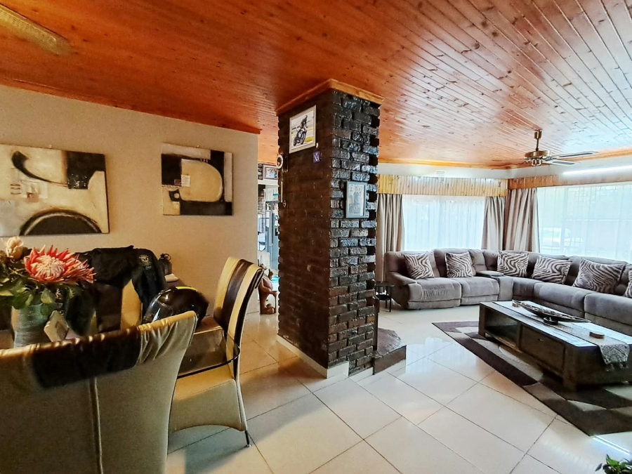 3 Bedroom Property for Sale in Freeway Park Gauteng